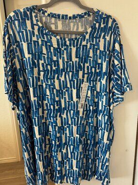 Nine West Women's Plus Size Super Soft Crewneck Tee NWT